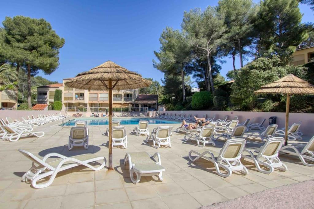 Appartement Piscine Tennis Acces Prive Plage Joia Sanary-sur-Mer Exterior foto